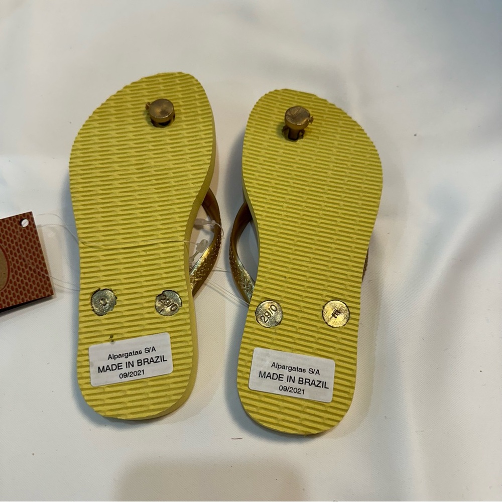 Toddler Beauty and the Beast Havaianas - Picture 6 of 8